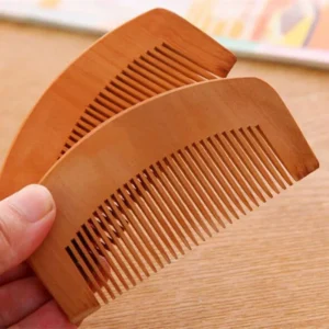 1 Pcs Natural Peach Wood Comb Close Teeth Anti-static Head Massage Beard Hair Care Wooden Tools Beauty Accessories